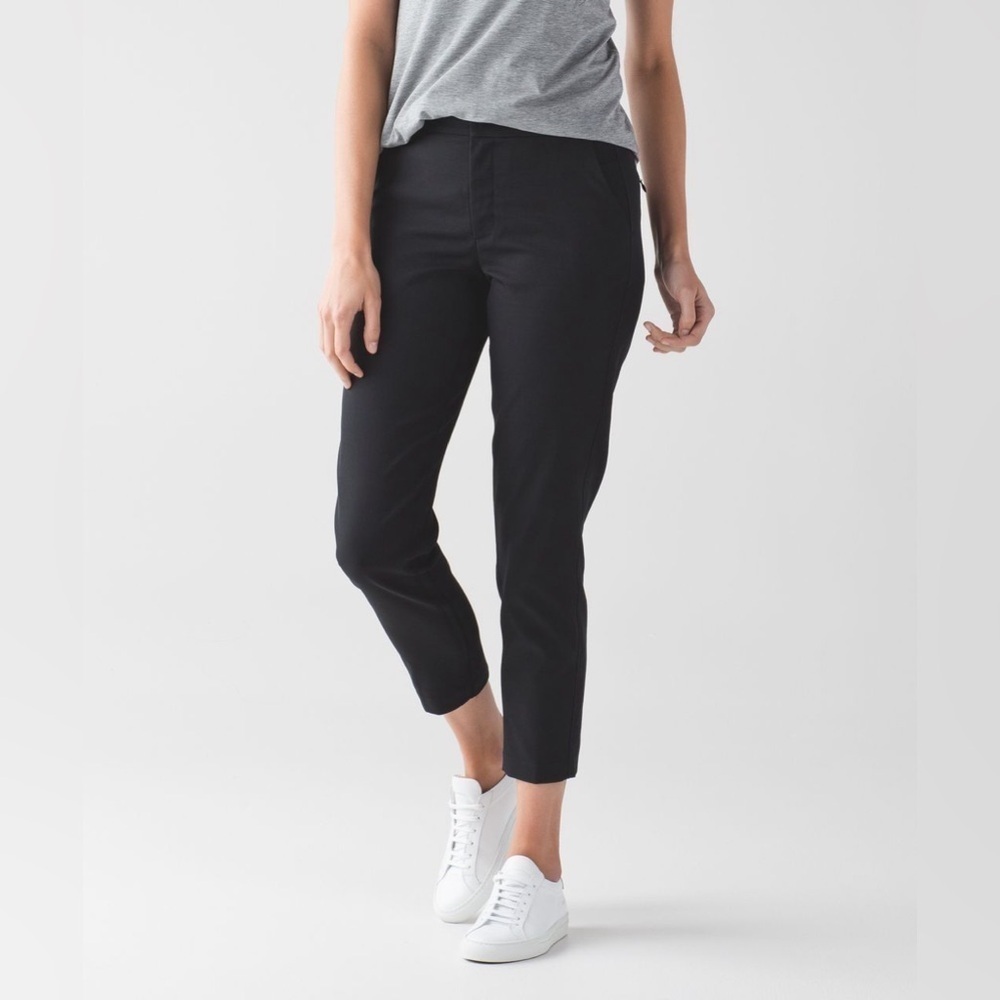 EUC Lululemon City Trek Trouser (Black) Size 4 Inseam 28”